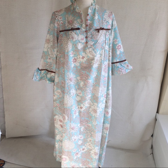 Vintage 70s Flower Power Print Cotton Prairie Gown - Picture 2 of 8